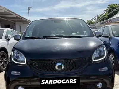 Usata Smart ForFour Prime 90 CV (66 kW) 2017 Nero Utilitaria