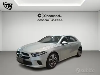Usata Mercedes A180 116 CV (85 kW) 2021 Grigio Berlina