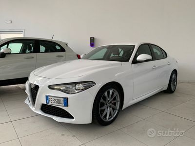 usata Alfa Romeo Giulia CAMBIO MANUALE