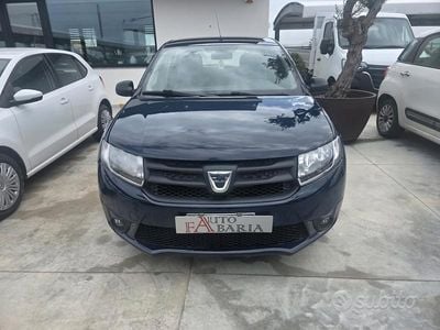 Usata Dacia Sandero Ambiance 90 CV (66 kW) 2016 Blu Berlina