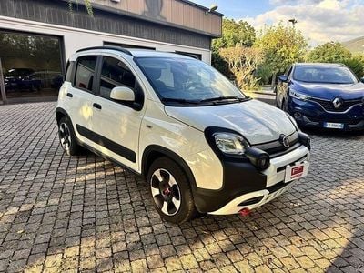 Usata Fiat Panda Cross Cross 69 CV (50 kW) 2023 Bianco Utilitaria