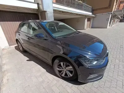 Usata VW Polo Comfortline 65 CV (47 kW) 2019 Nero Utilitaria