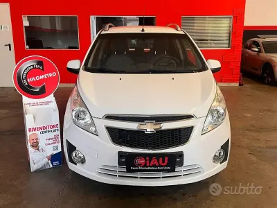 Begagnad Chevrolet Spark LS 65 HK (47 kW) 2011 Vit Halvkombi