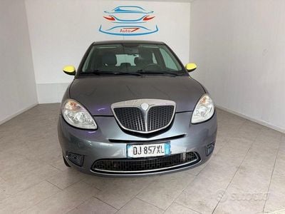 Usata Lancia Ypsilon 60 CV (44 kW) 2007 Grigio Utilitaria