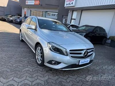 Occasion Mercedes A180 Executive 109 ch (80 kW) 2014 Gris Berline