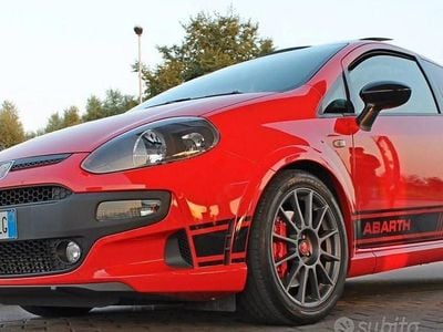 Usata Abarth Punto Evo 165 CV (121 kW) 2010 Rosso Utilitaria