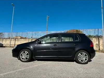 Usata VW Golf V 115 CV (84 kW) 2007 Berlina
