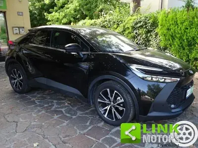 Usata Toyota C-HR Active 98 CV (72 kW) 2024 Nero SUV