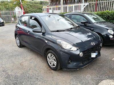 Usata Hyundai i10 Advanced 66 CV (48 kW) 2022 Grigio Utilitaria