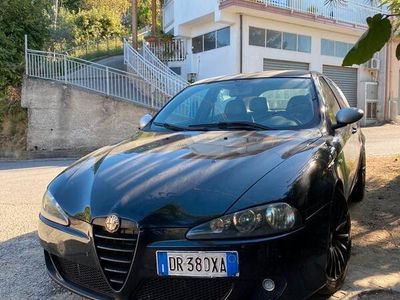 usata Alfa Romeo 147 1.9 JTD 16V cat 5 porte Distinctive