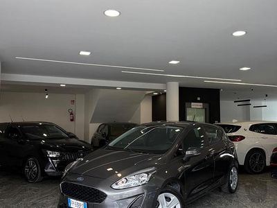 Usata Ford Fiesta Titanium 86 CV (63 kW) 2018 Grigio Utilitaria