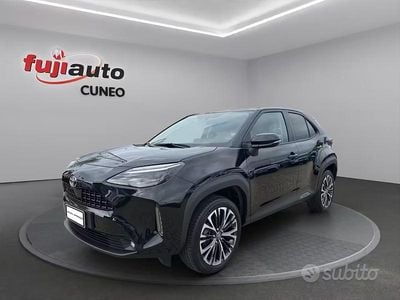 Usata Toyota Yaris Cross Lounge 116 CV (85 kW) 2022 Nero SUV