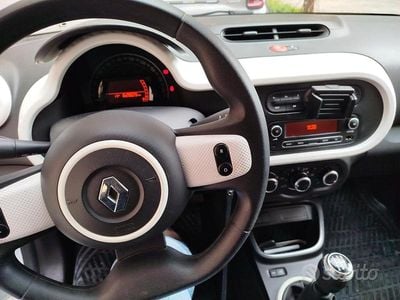 Usata Renault Twingo SE 65 CV (47 kW) 2019 Bianco Utilitaria