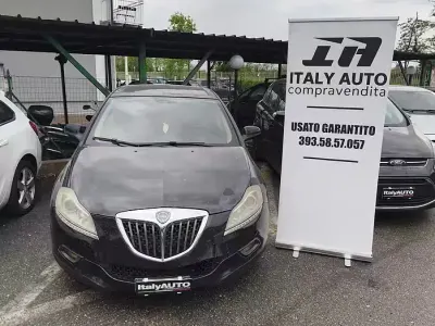 Usata Lancia Delta 120 CV (88 kW) 2009 Nero Utilitaria