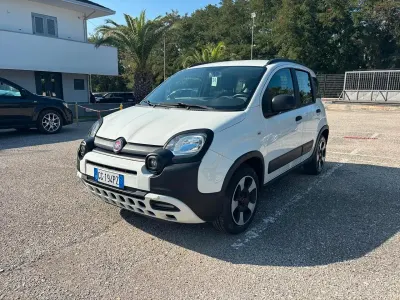 Usata Fiat Panda Cross Cross 69 CV (50 kW) 2021 Bianco Utilitaria