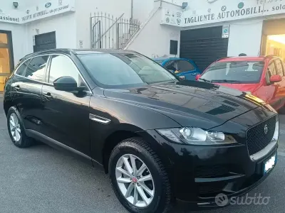 Usata Jaguar F-Pace Prestige 180 CV (132 kW) 2018 Nero SUV