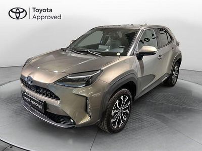 Käytetty Toyota Yaris Cross Trend 116 HP (85 kW) 2023 Harmaa Katumaasturi