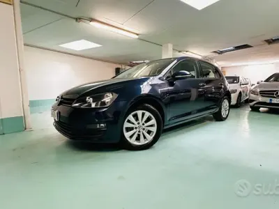 Occasion VW Golf VII Highline 105 PK (77 kW) 2015 Blauw Sedan