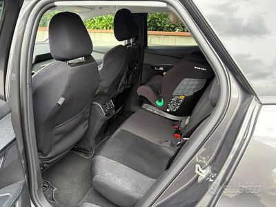 Usata Peugeot 3008 131 CV (96 kW) 2022 Grigio SUV