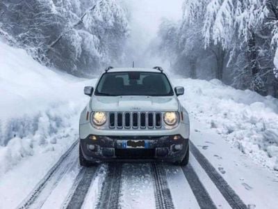 Usata Jeep Renegade Limited 140 CV (102 kW) 2016 Bianco SUV