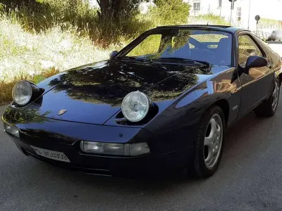 Usata Porsche 928 330 CV (242 kW) 1991 Blu/azzurro Coupé