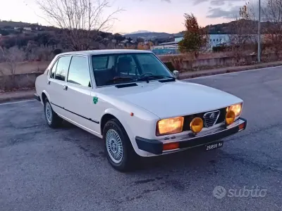 Usata Alfa Romeo Alfetta 122 CV (89 kW) 1970 Bianco Berlina