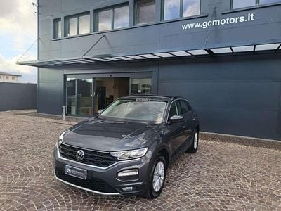 Usata VW T-Roc Business 116 CV (85 kW) 2021 Grigio SUV