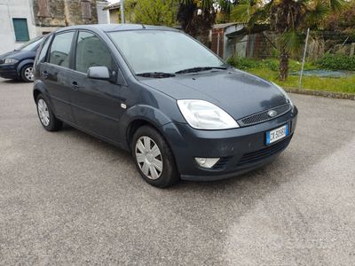 usata Ford Fiesta 1.4 tdci ok neopatentati permute