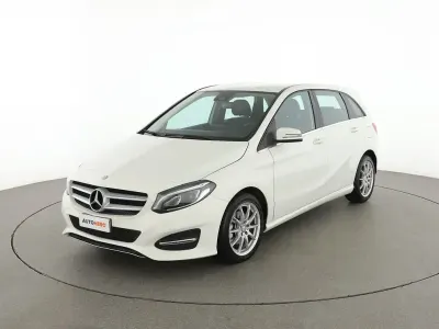 Käytetty Mercedes B200 AMG 135 HP (99 kW) 2016 Valkoinen Tila-auto