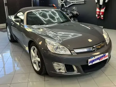 Usata Opel GT 264 CV (194 kW) 2009 Grigio Cabrio