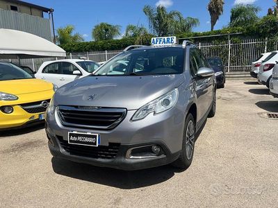 Usata Peugeot 2008 Active 75 CV (55 kW) 2015 Grigio SUV