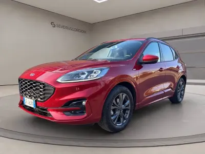 Usata Ford Kuga ST-Line X 120 CV (88 kW) 2021 Rosso metallizz SUV