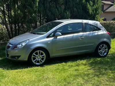 Usata Opel Corsa Club 80 CV (58 kW) 2007 Grigio Utilitaria