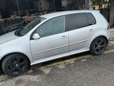 Usata VW Golf VI 105 CV (77 kW) 2008 Grigio Utilitaria
