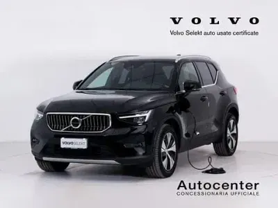 Usata Volvo XC40 Core 155 CV (114 kW) 2022 Nero SUV