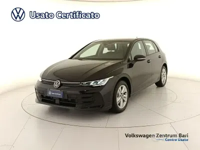 Usata VW Golf VIII Life 115 CV (84 kW) 2025 Nero Berlina