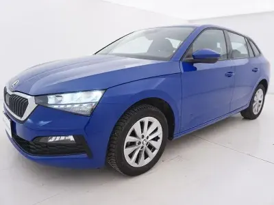 Usata Skoda Scala Ambition 95 CV (69 kW) 2023 Blu Utilitaria