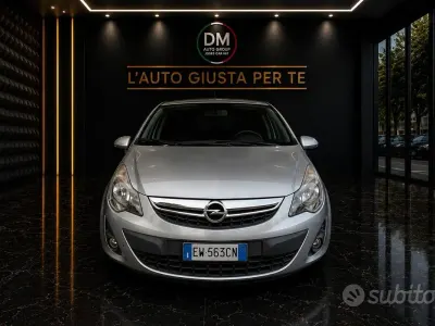 Usata Opel Corsa Edition 86 CV (63 kW) 2014 Grigio Utilitaria