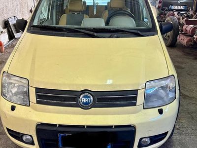 Occasion Fiat Panda 60 ch (44 kW) 2004 Jaune Berline