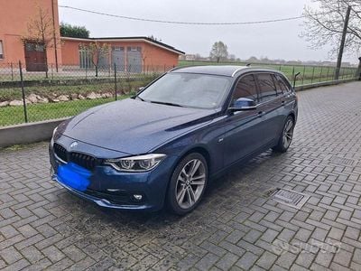 Usata BMW 320 Sport Line 190 CV (139 kW) 2016 Blu/azzurro Station wagon