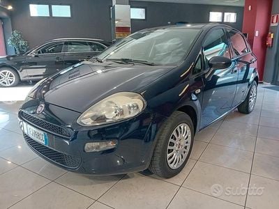 Usata Fiat Punto Street 69 CV (50 kW) 2017 Blu/azzurro Utilitaria