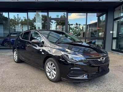 Usata Opel Astra Elegance 122 CV (89 kW) 2021 Nero Berlina