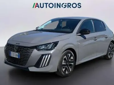 Usata Peugeot 208 Allure 101 CV (74 kW) 2024 Grigio Utilitaria