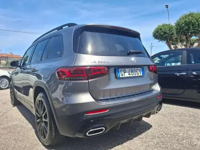 Usata Mercedes GLB200 150 CV (110 kW) 2023 Other SUV