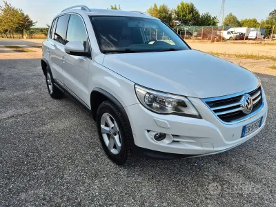Usata VW Tiguan Sportline 140 CV (102 kW) 2010 Bianco SUV