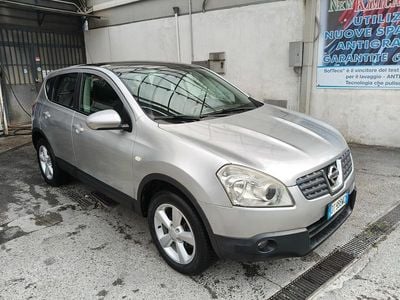 Usata Nissan Qashqai Tekna 106 CV (77 kW) 2009 Argento SUV