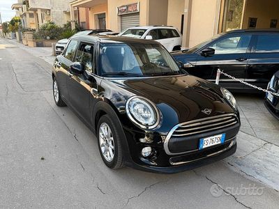 Usata Mini One D 95 CV (69 kW) 2018 Nero Utilitaria