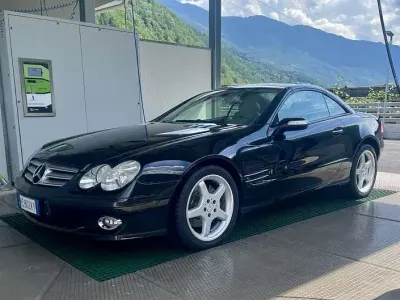 Usata Mercedes SL350 272 CV (200 kW) 2007 Nero Cabrio