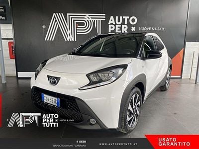 Usata Toyota Aygo X Trend 72 CV (52 kW) 2025 Bianco SUV