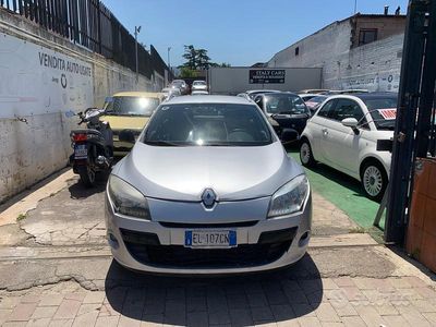 Grigio Usata 2011 Renault Mégane GT Line GT-Line Berlina | 2000 € (Buon prezzo)